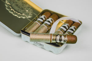 PDR A. Flores 1975 Gran Reserva Desflorado Half Corona