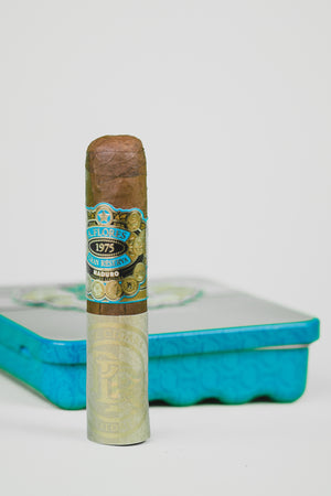 PDR A. Flores 1975 Gran Reserva Maduro Half Corona