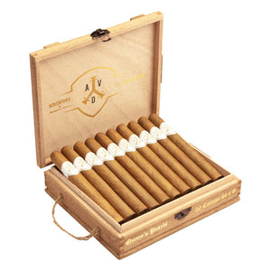 ADVentura Royal Return Queen's Pearls Corona